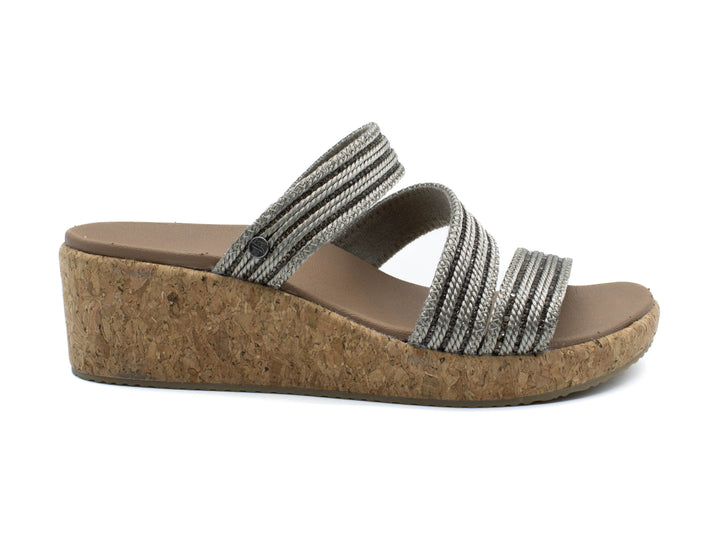 SKECHERS Arch Fit Beverlee - Always Classy