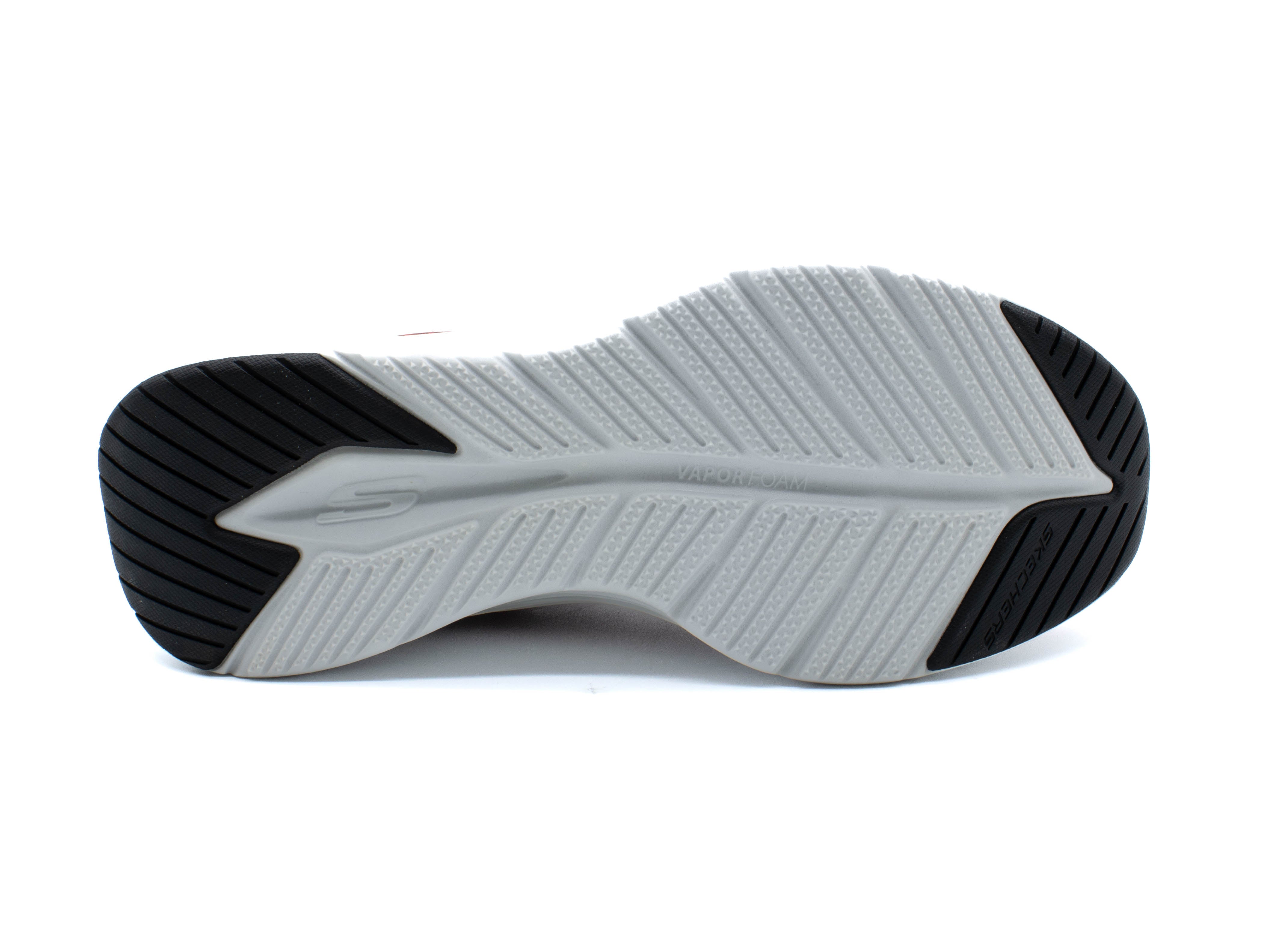 クシャルダオラ　海外製品 SKECHERS Vapor Foam - Pursual – shoeper.com