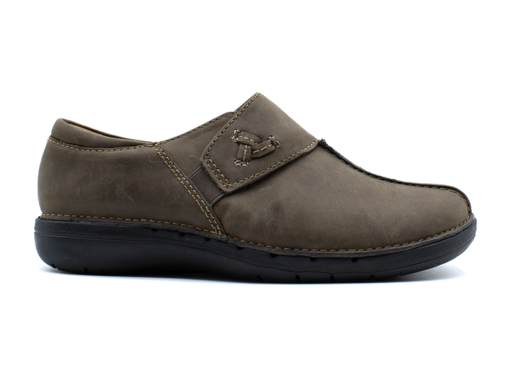 CLARKS Un Loop Ave