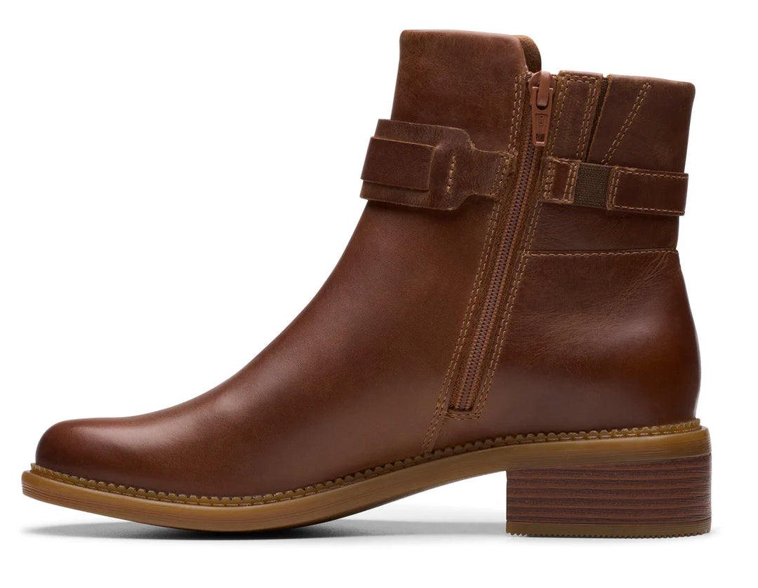 CLARKS Maye Bella Leather