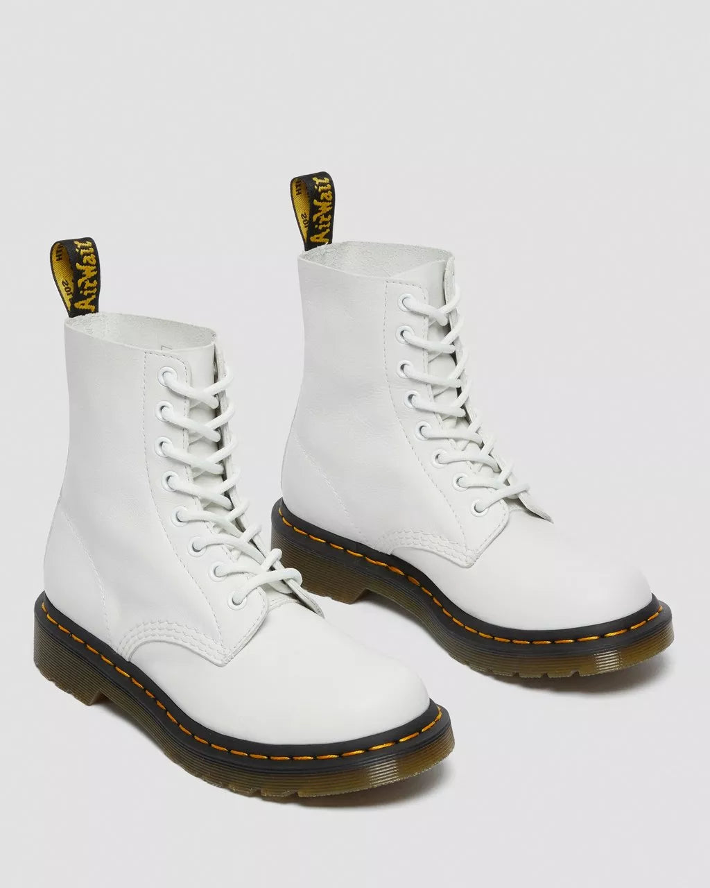 DR. MARTENS 1460 Pascal Virginia Leather Lace