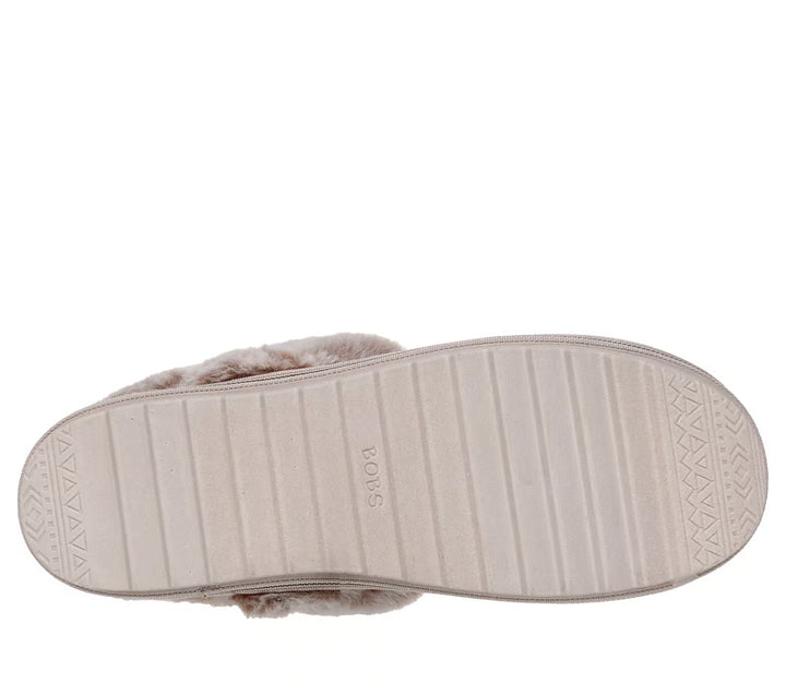SKECHERS Slip-ins: BOBS Cozy Kiss - Paw Jams