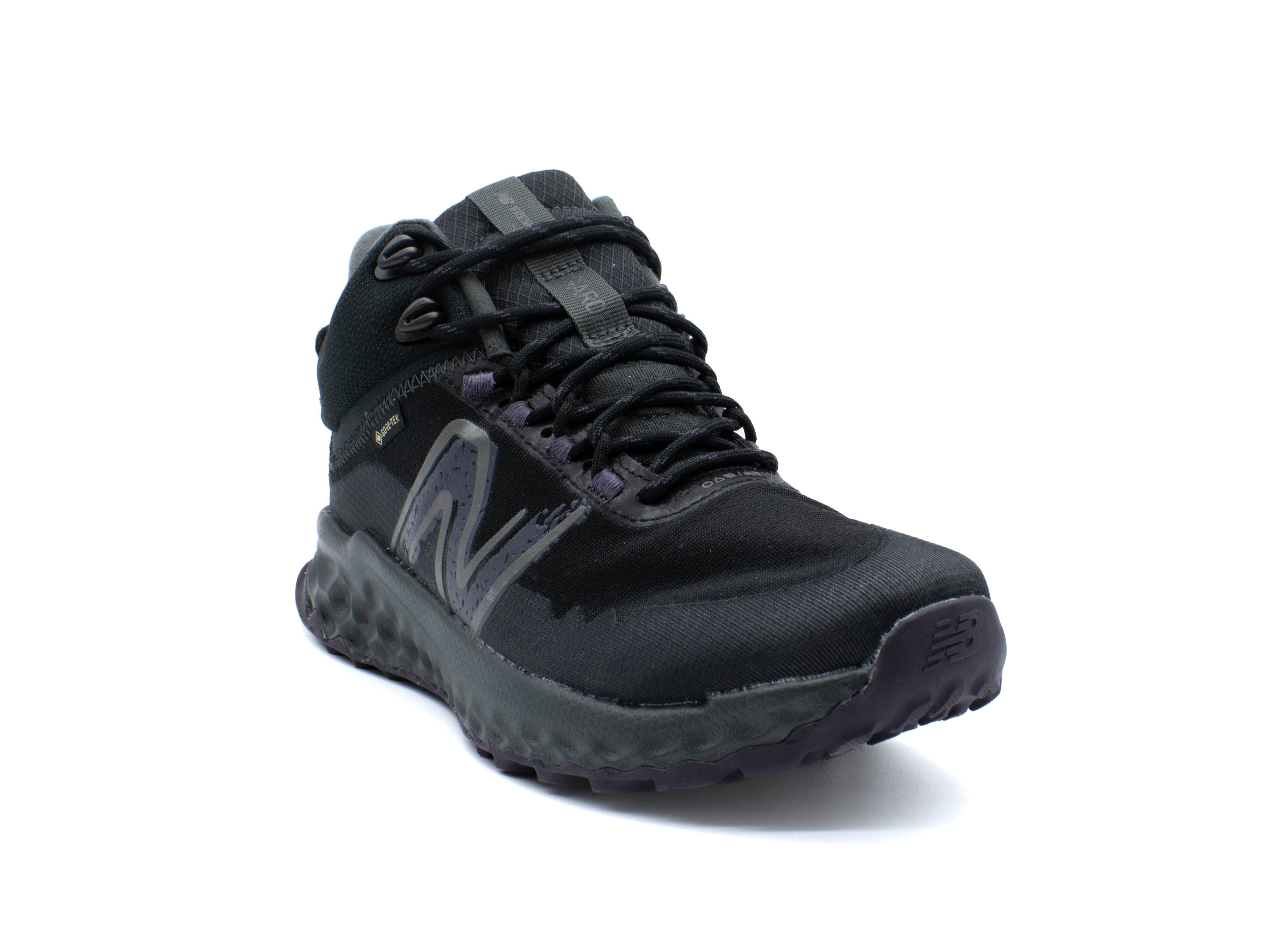 NEW BALANCE Fresh Foam Garoe Midcut Gore Tex shoeper