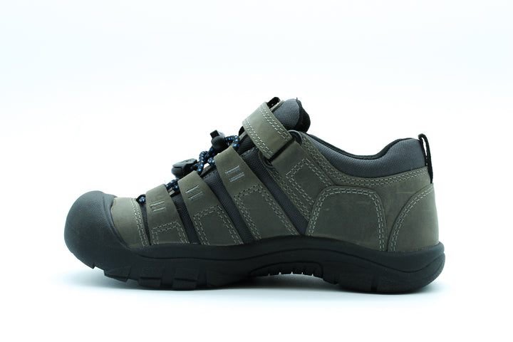 KEEN. YOUTH NEWPORT SHOES
