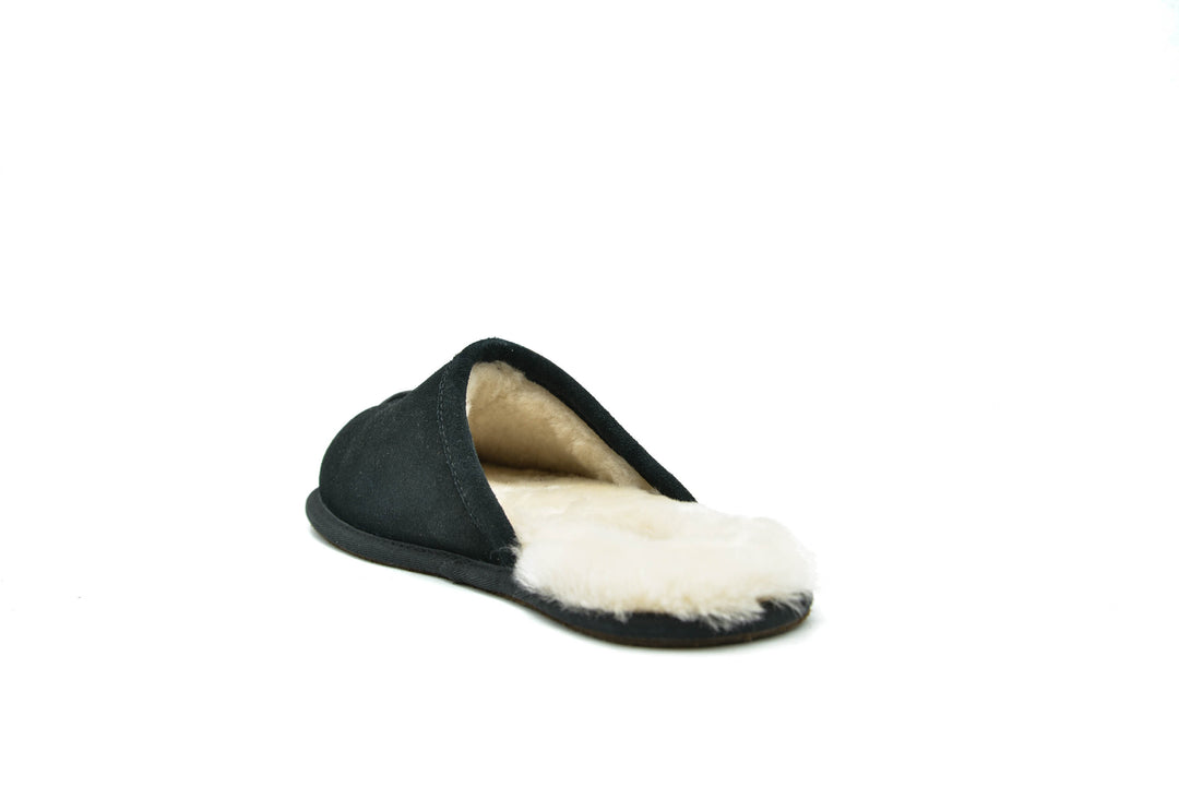 UGG Scuff Suede Slipper