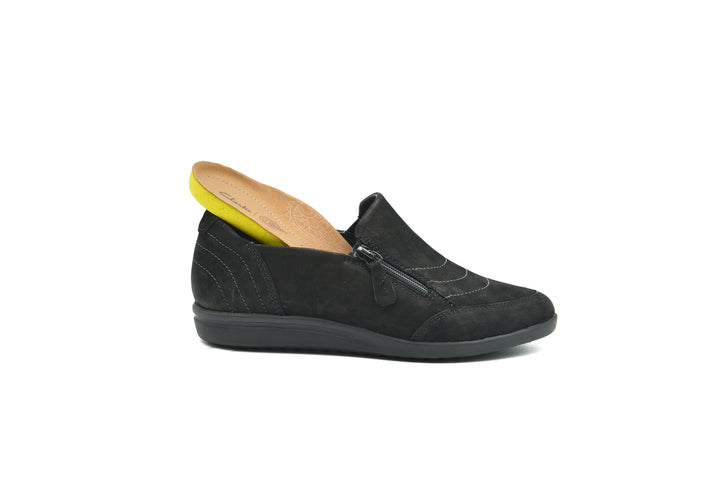 CLARKS Tamzen Zip