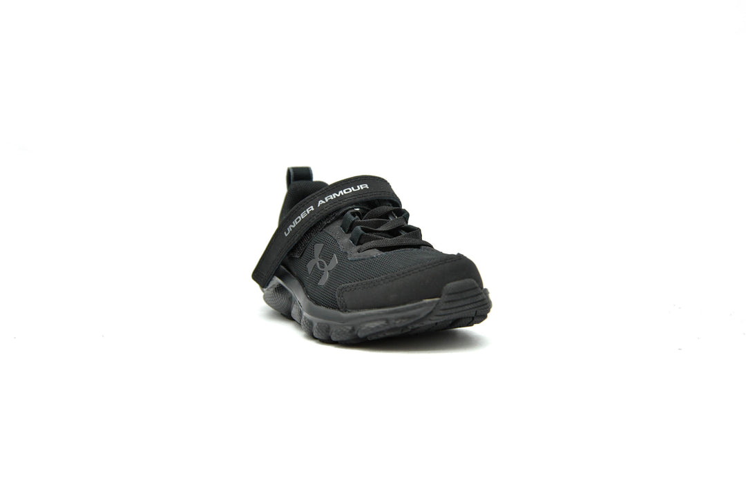 UNDER ARMOUR ASSERT 9 AC