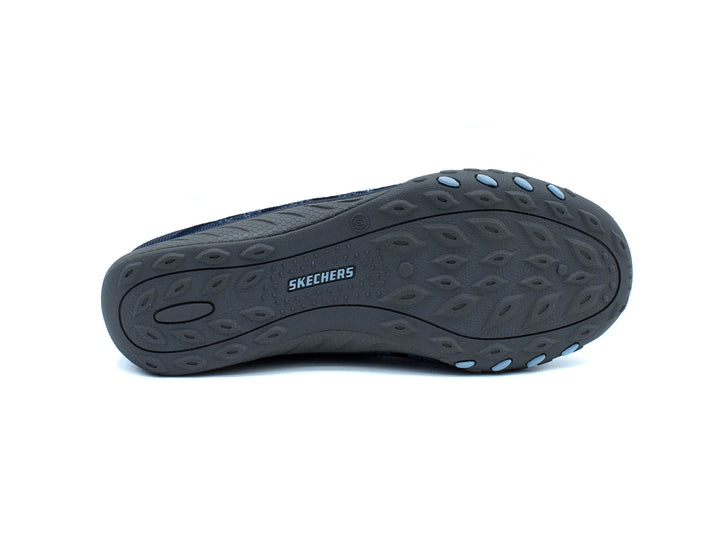SKECHERS Relaxed Fit: Breathe-Easy- Infi-Knity