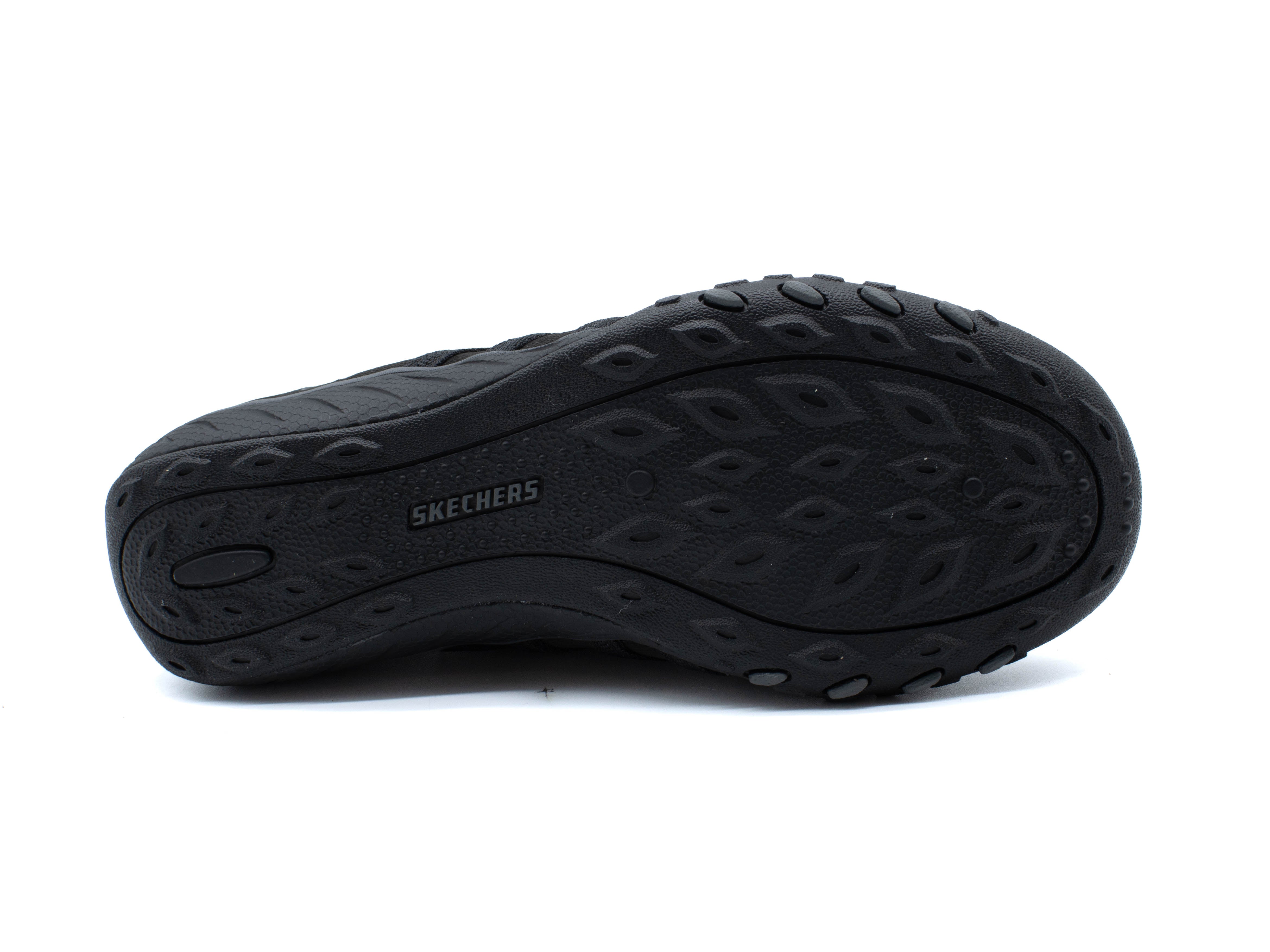 SKECHERS Hands Free Slip-ins® Relaxed Fit®: Breathe-Easy