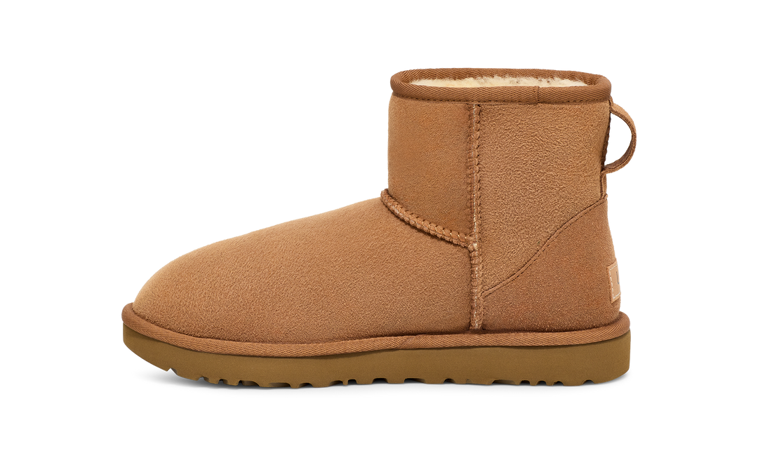 UGG Classic Mini Boot II