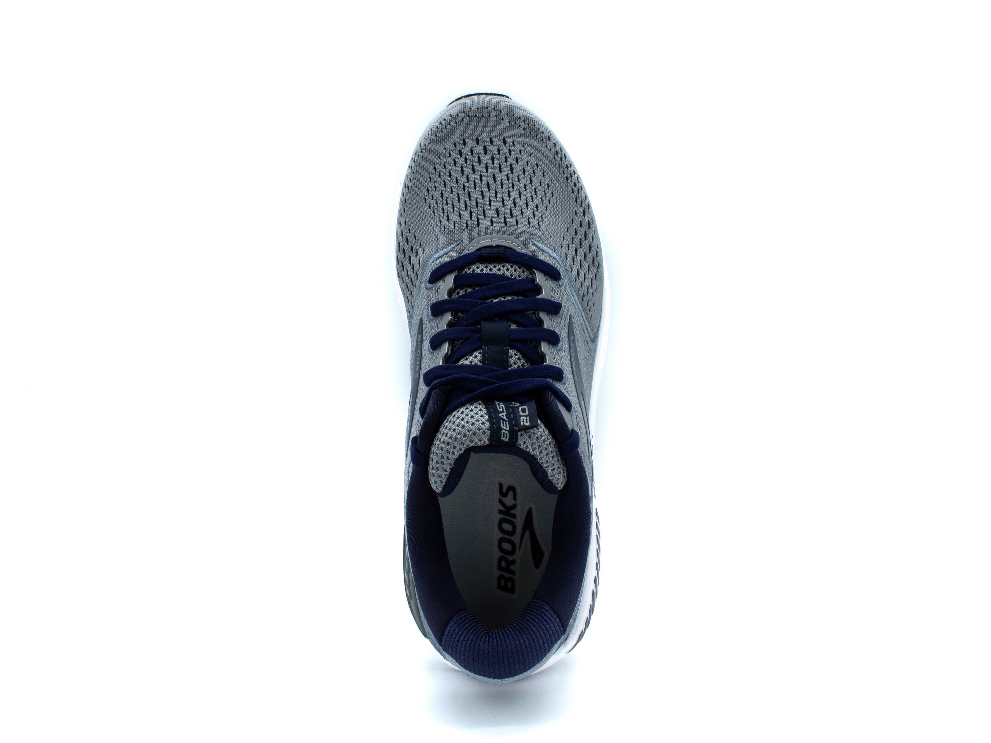 Brooks beast outlet 20