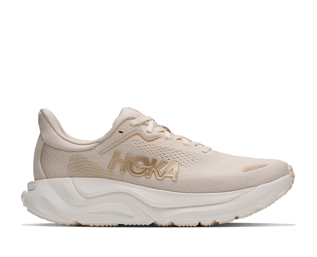 HOKA WOMEN ARAHI 9