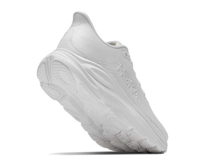 HOKA WOMEN CLIFTON 11