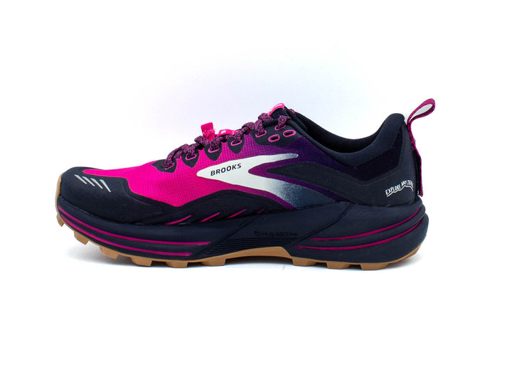 BROOKS Cascadia 16