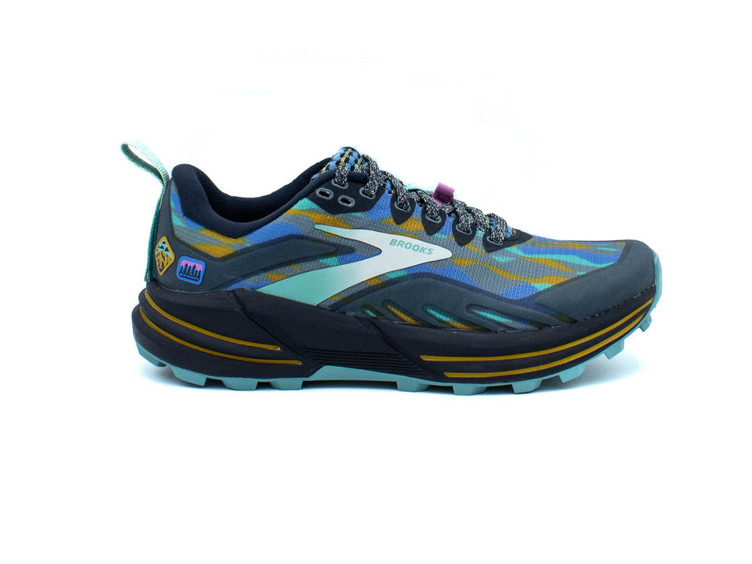 BROOKS Cascadia 16