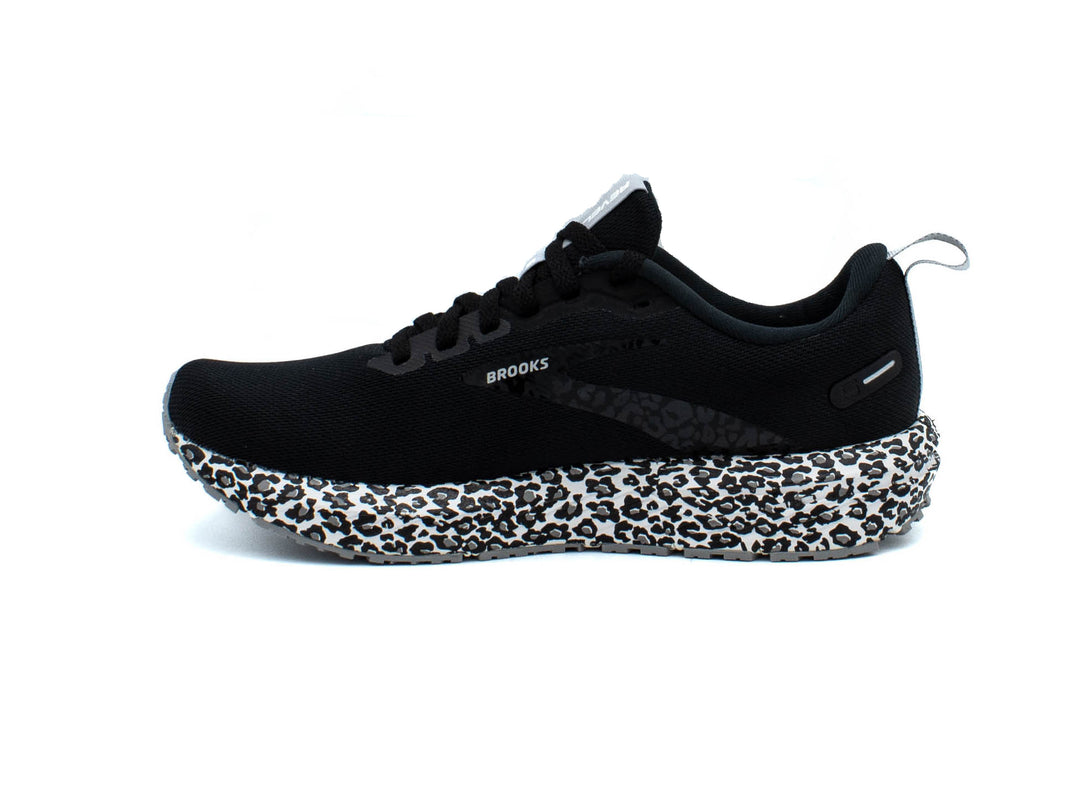 BROOKS Revel 6