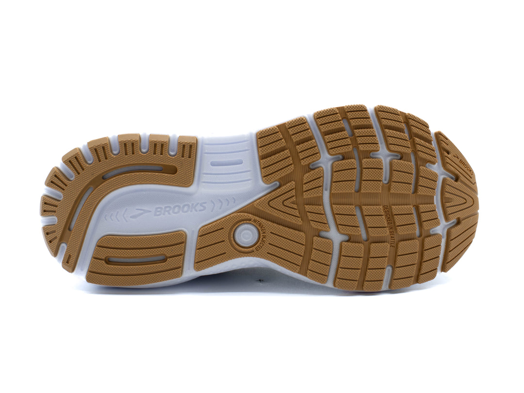 BROOKS Ghost 16