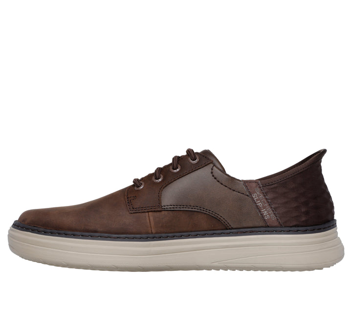SKECHERS Hyland Slip Ins