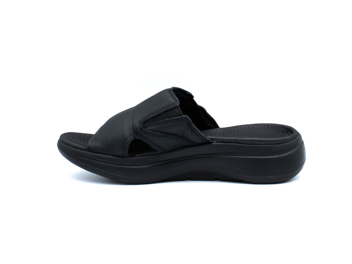 SKECHERS Go Walk Arch Fit