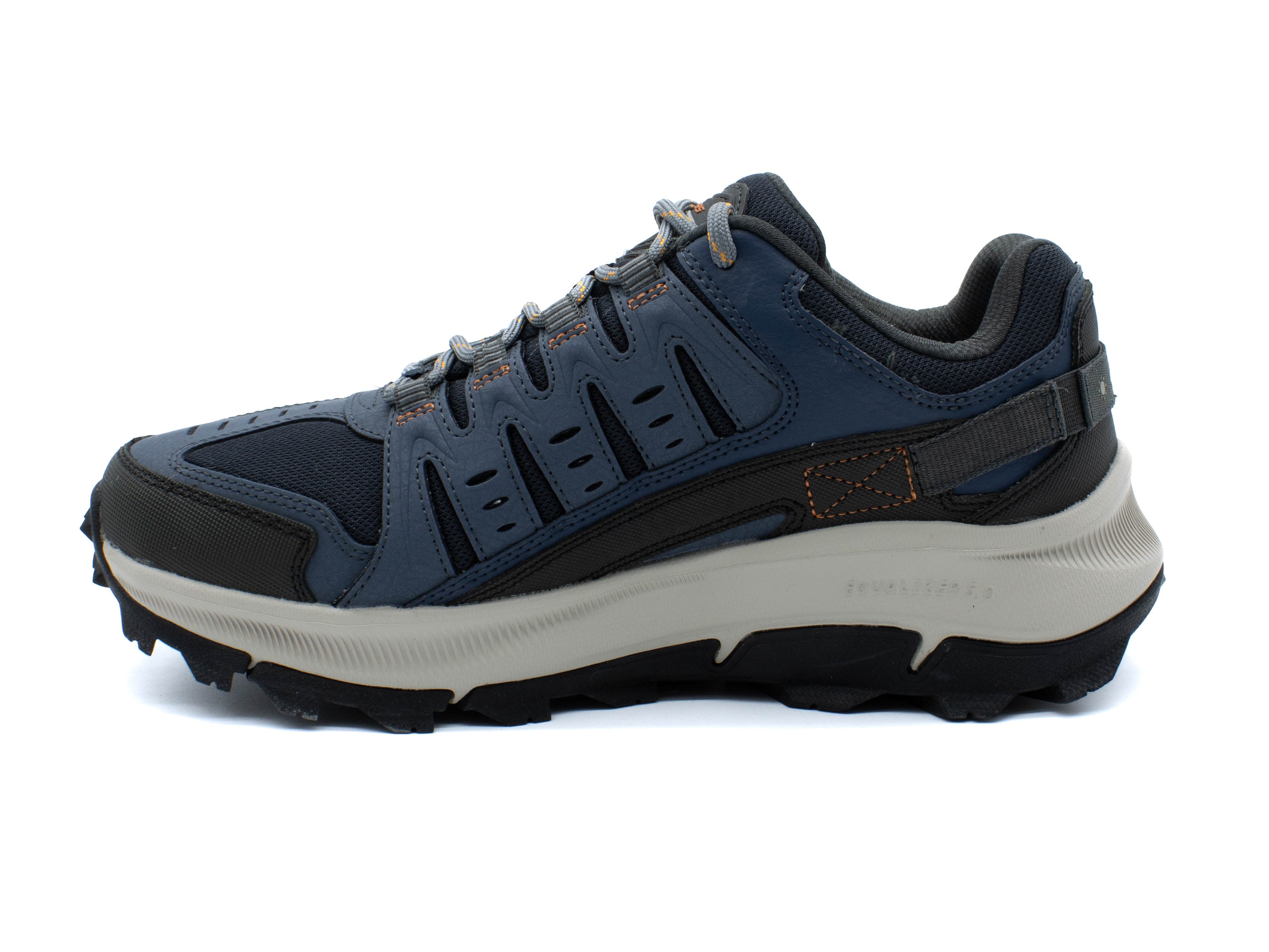 SKECHERS Relaxed Fit: Equalizer 5.0 Trail - Solix