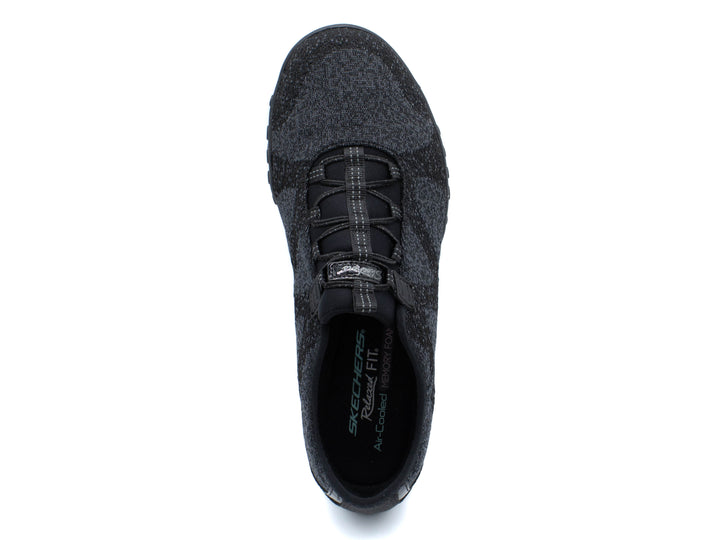 SKECHERS Relaxed Fit: Breathe-Easy Opportuknity Slip-On