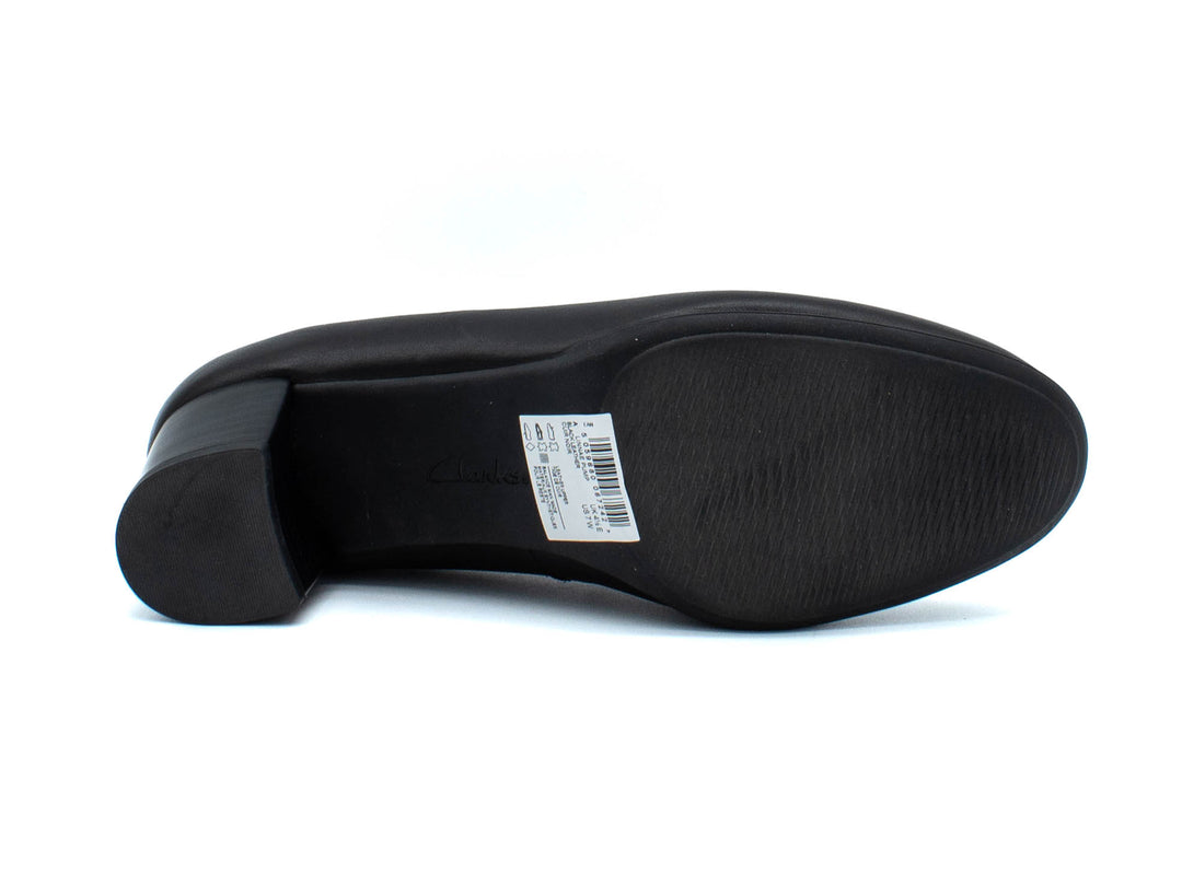 CLARKS Linnae Pump