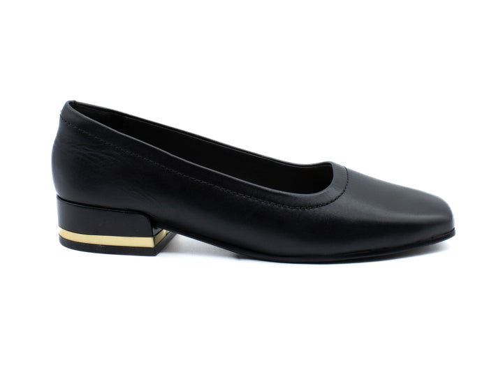 CLARKS Seren30 Court Low Pump