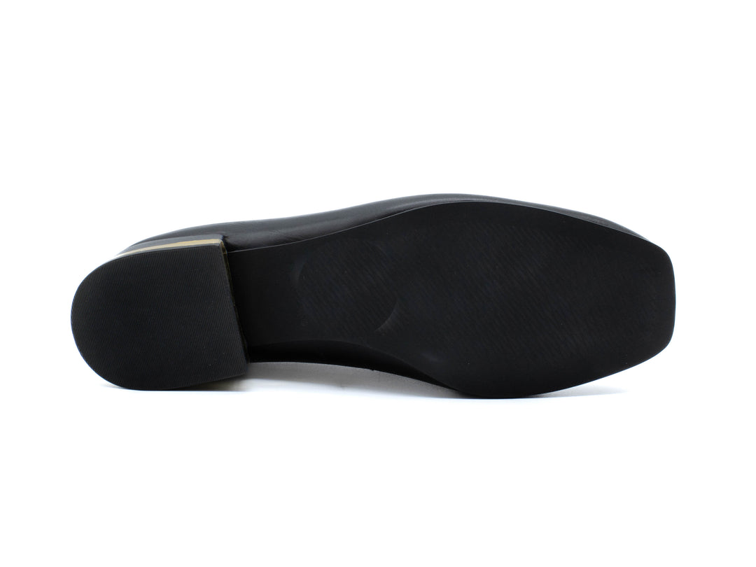CLARKS Seren30 Court Low Pump