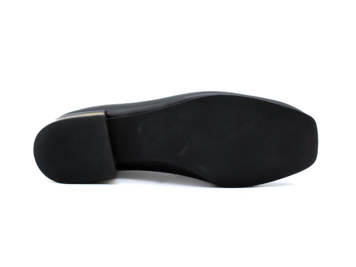 CLARKS Seren30 Court Low Pump