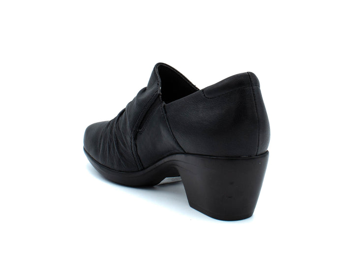 CLARKS Emily Cove