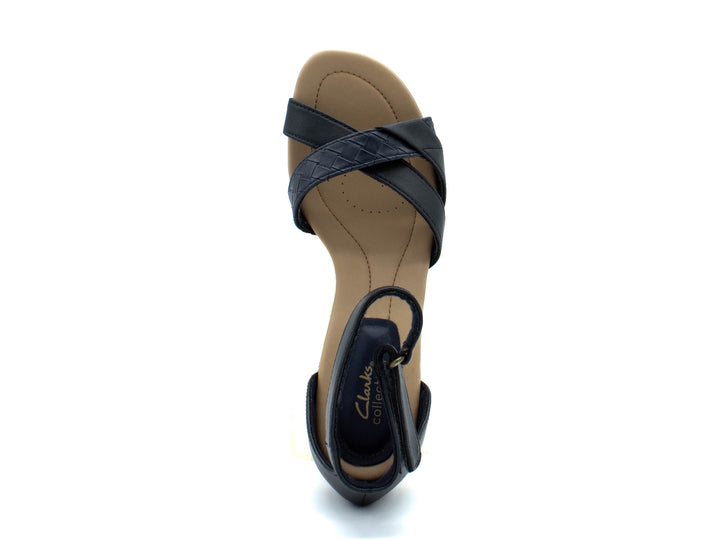CLARKS Desirae Lily