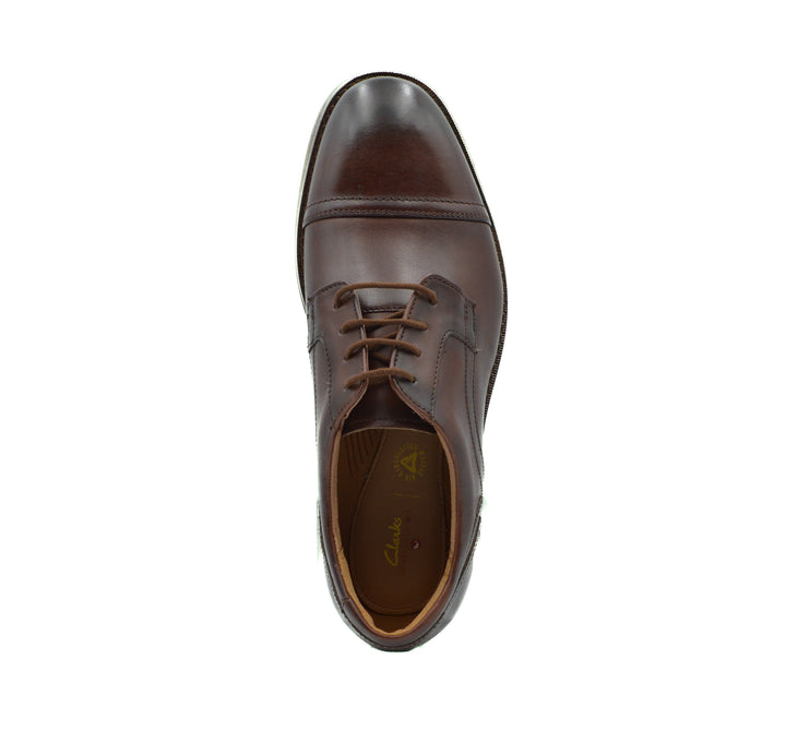 CLARKS Un Hugh Cap