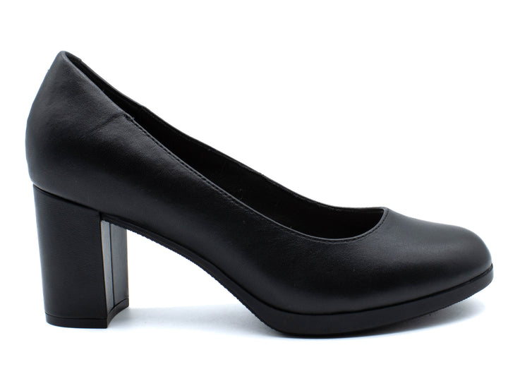 CLARKS Bayla Skip