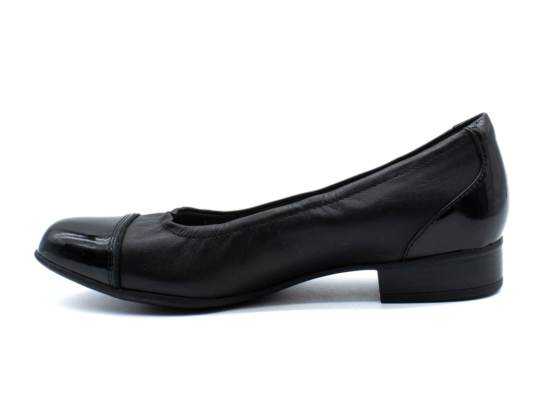 CLARKS Juliet Step