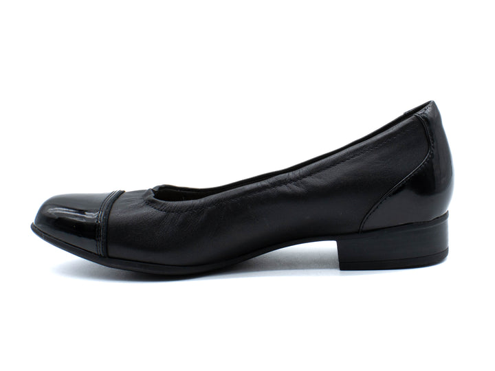 CLARKS Juliet Step