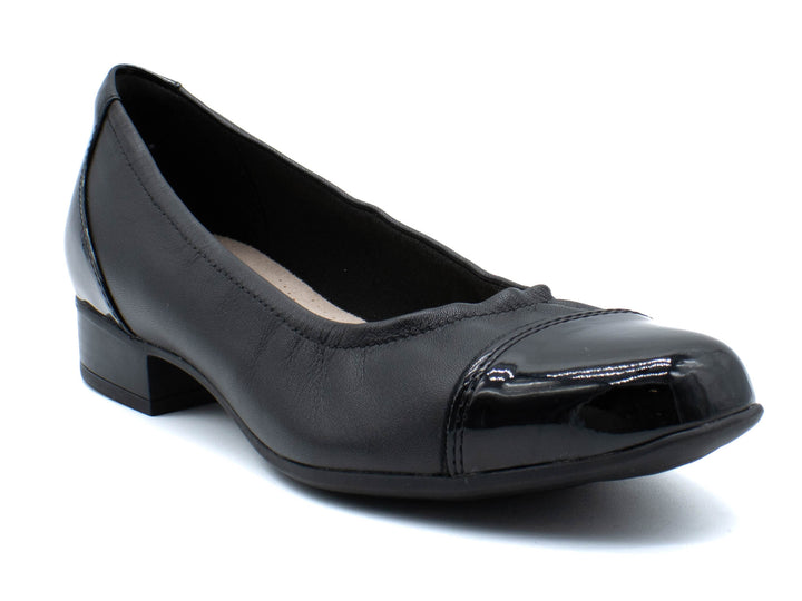 CLARKS Juliet Step