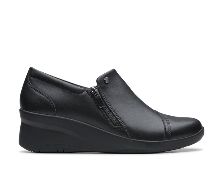 CLARKS Suttyn Zip