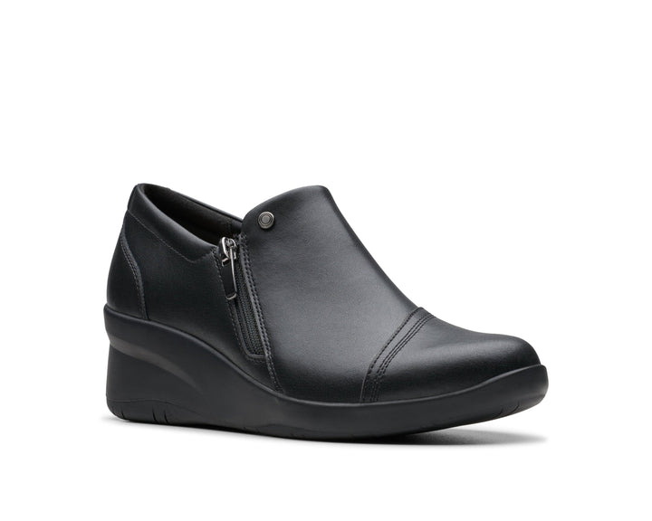 CLARKS Suttyn Zip