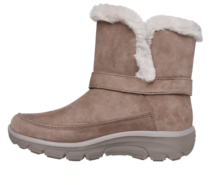SKECHERS Slip-ins Relaxed Fit: Easy Going - Dreamers Luxe Vibes