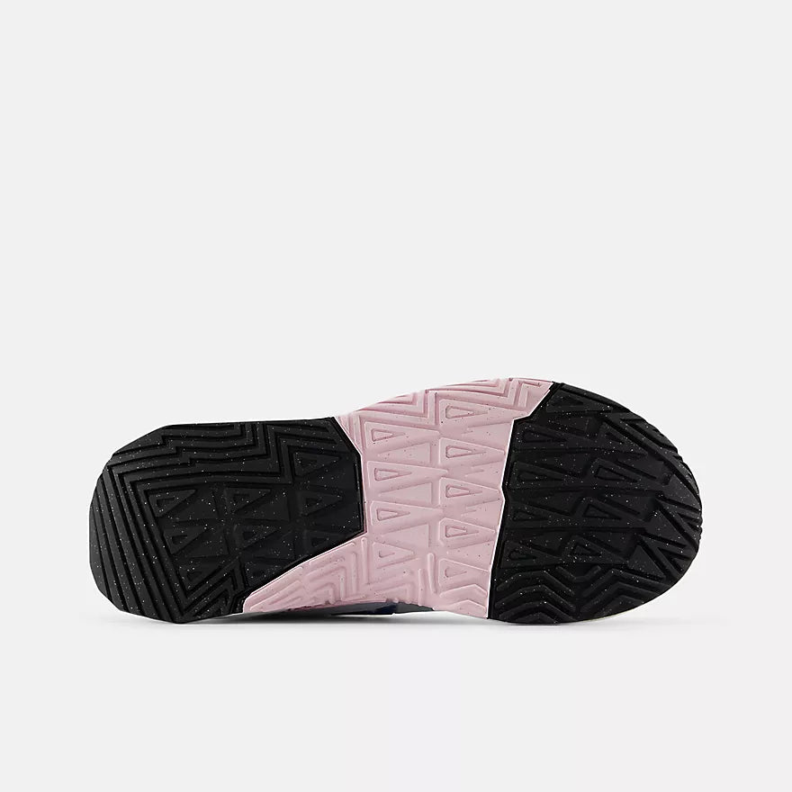 NEW BALANCE FuelCell Play