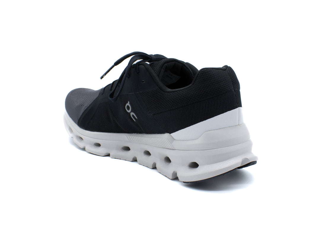 ON Cloudrunner Wide