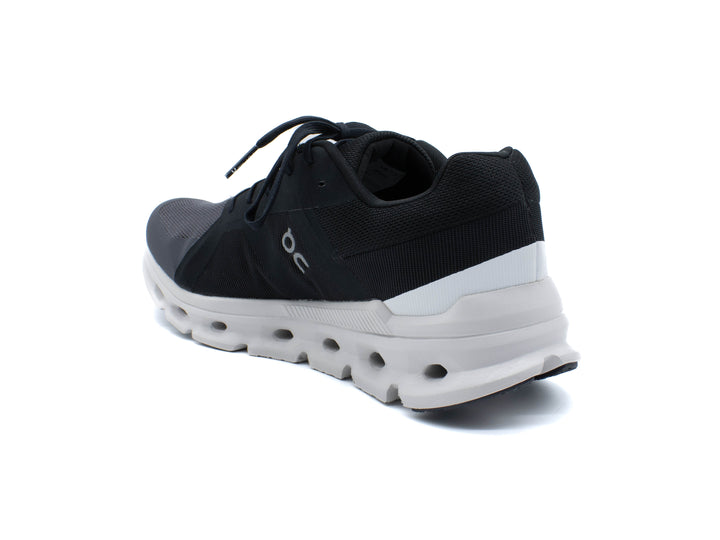ON Cloudrunner Wide