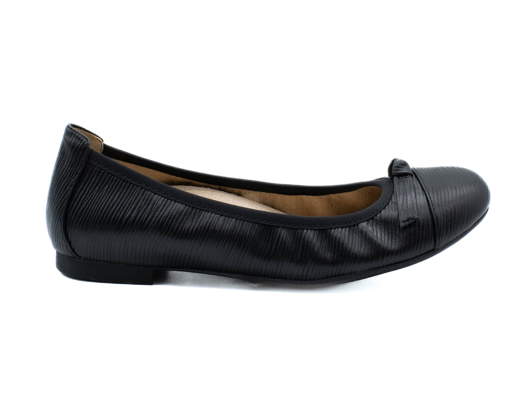 VIONIC AMORIE FLAT