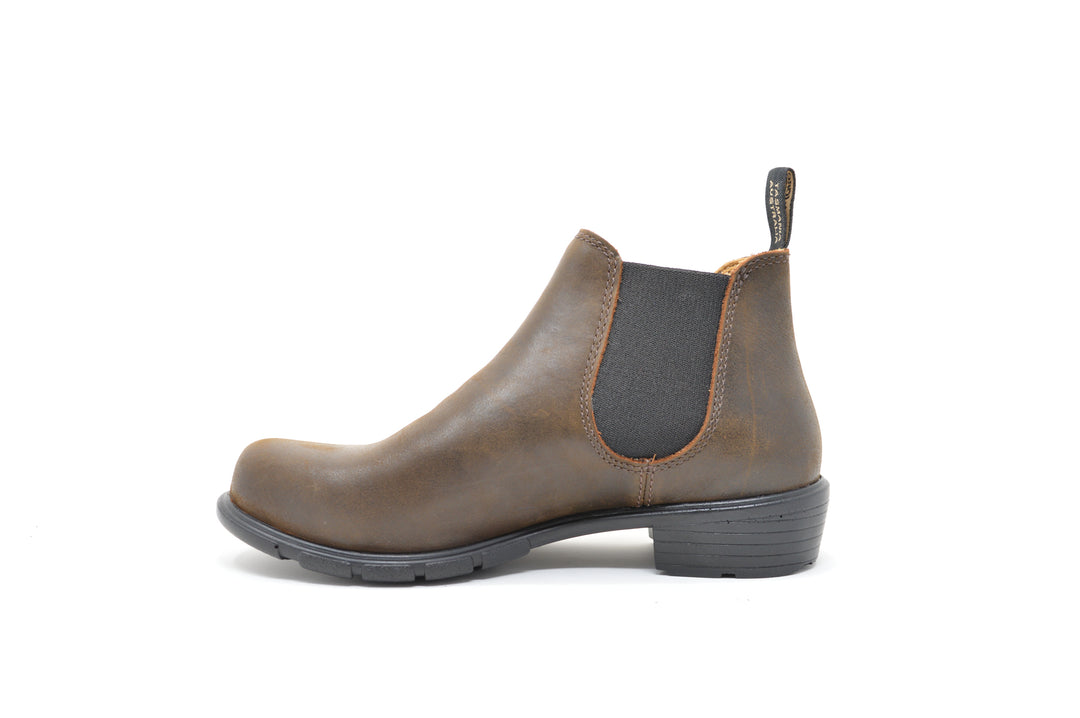 BLUNDSTONE #1970 Low Heel