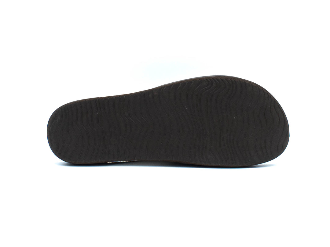 REEF Cushion Court