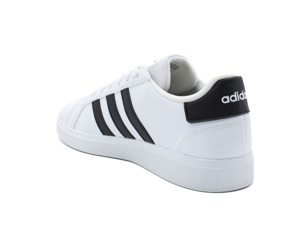 ADIDAS Court 2.0