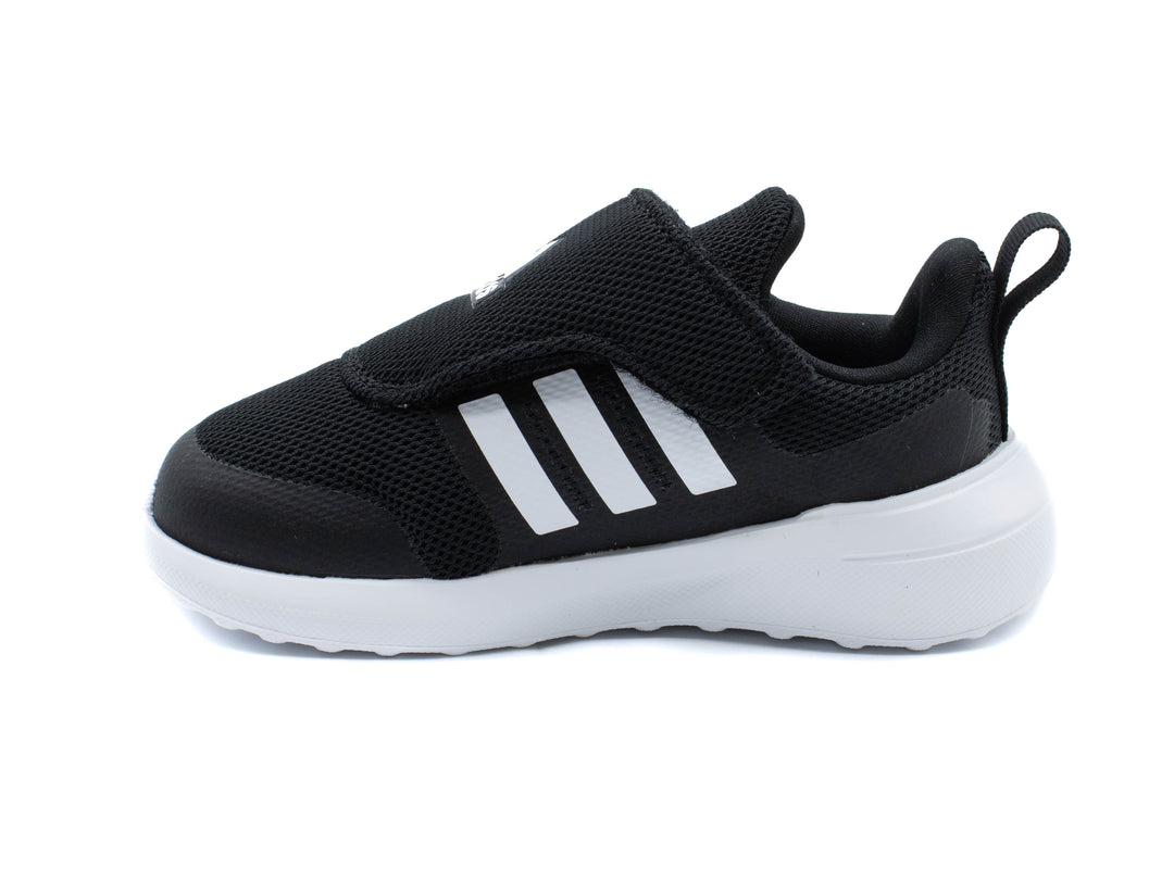 ADIDAS Forta Run 2.0.