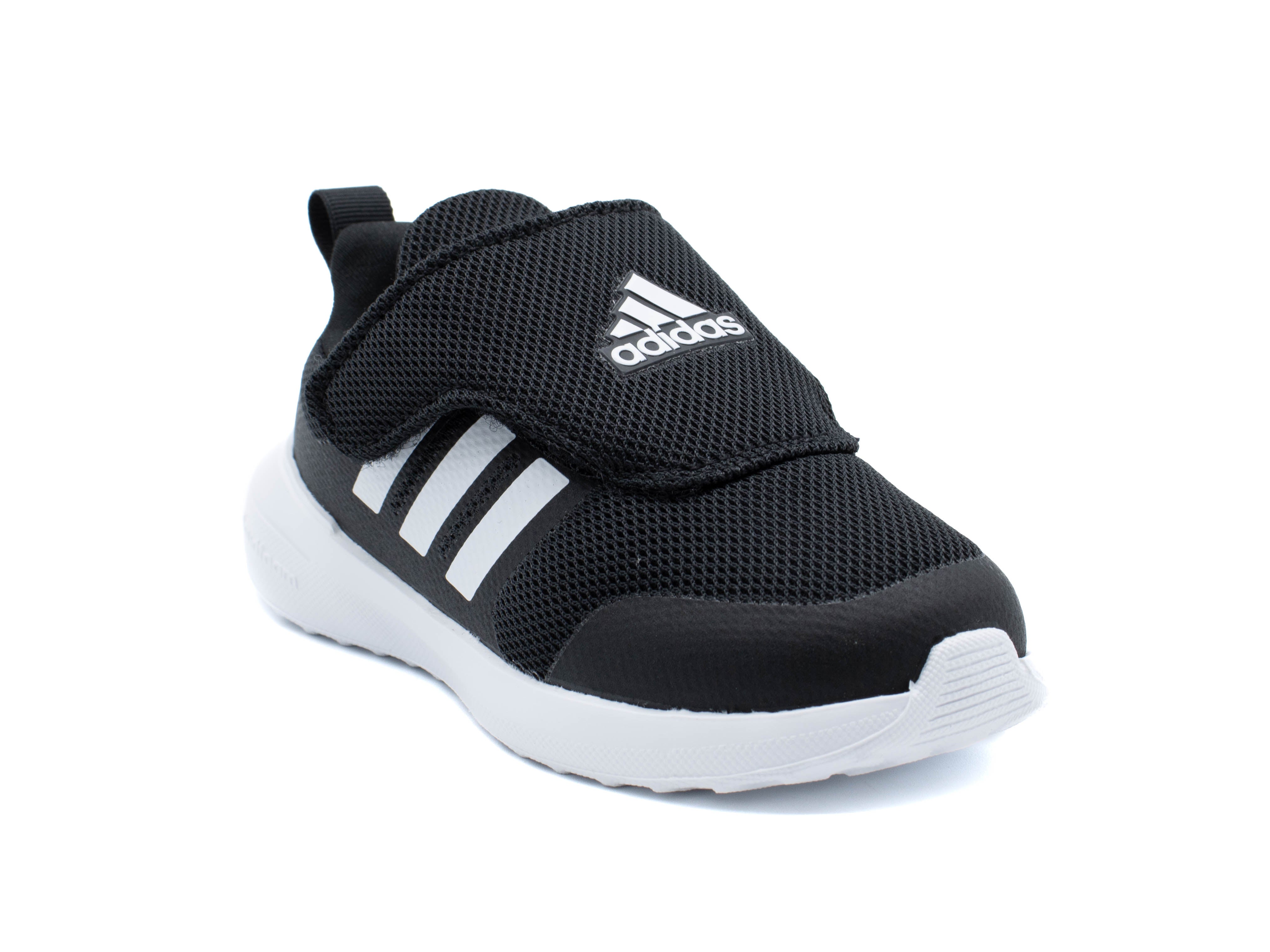 ADIDAS Forta Run 2.0.