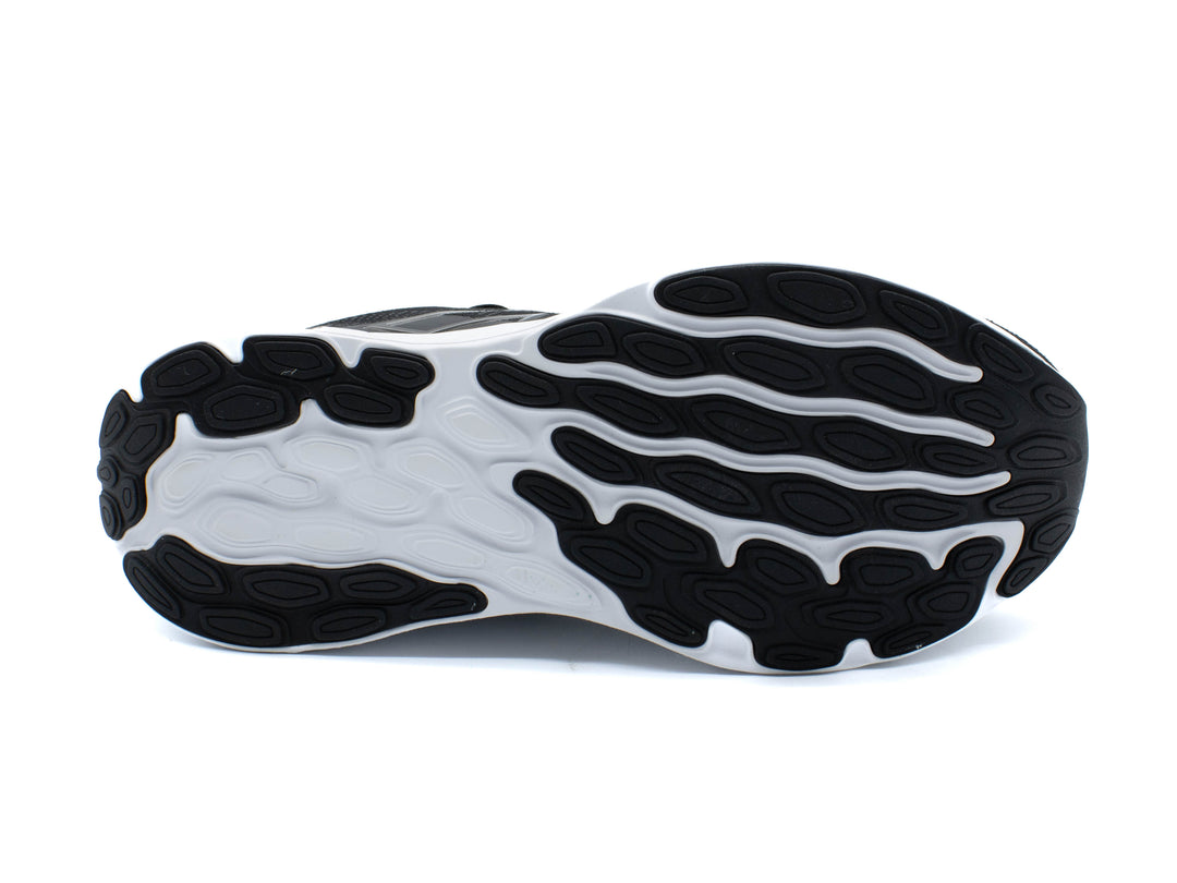 NEW BALANCE Foam 680v8