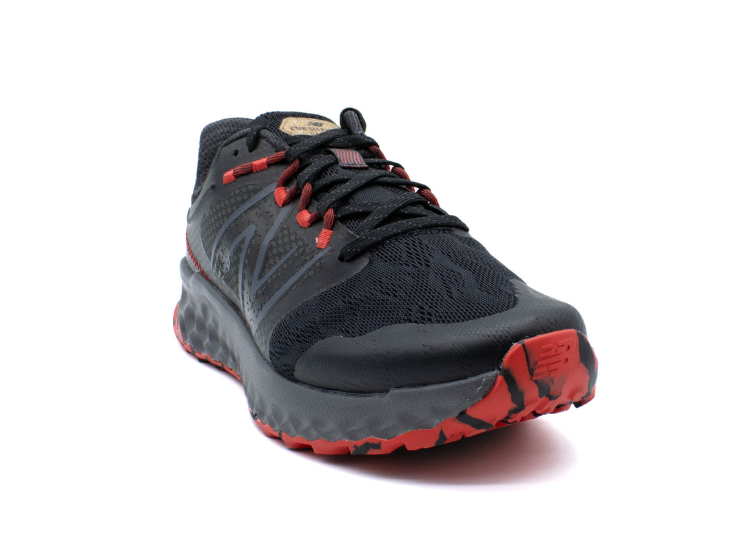 NEW BALANCE Fresh Foam Garoe Trail Running –